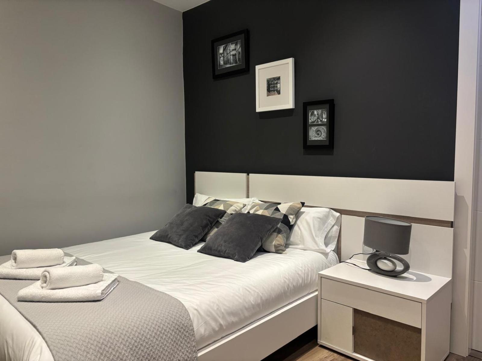 Maitagarri Casco Antiguo Apartment Pamplona Bagian luar foto